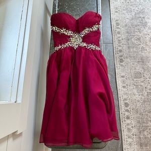 Alyce Paris wine colored formal dress